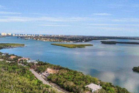 Commercial property in Marco Island, Florida № 1865219 - photo 7