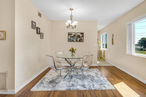 Condo in Clearwater, Florida, 2 bedrooms  № 1640008 - photo 7