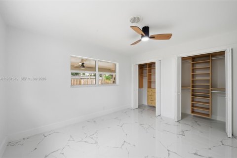 Купить виллу или дом в Окленд-Парк, Флорида 3 спальни, 132.39м2, № 2006042 - фото 16