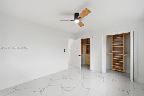 Купить виллу или дом в Окленд-Парк, Флорида 3 спальни, 132.39м2, № 2006042 - фото 14