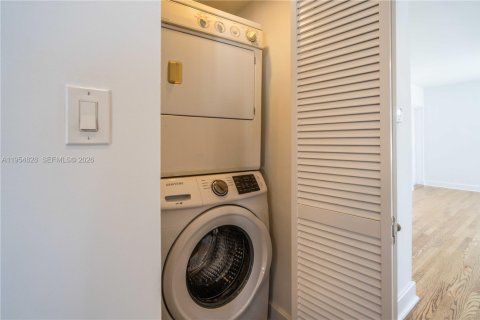 Apartamento en alquiler en Miami Beach, Florida, 1 dormitorio, 69.68 m2 № 2009198 - foto 14