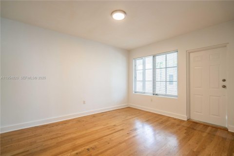 Apartamento en alquiler en Miami Beach, Florida, 1 dormitorio, 69.68 m2 № 2009198 - foto 6