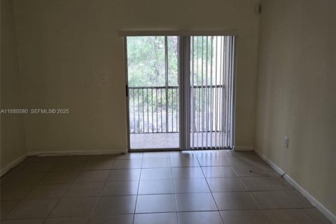 Condominio en venta en Miramar, Florida, 2 dormitorios, 100.71 m2 № 1929272 - foto 17