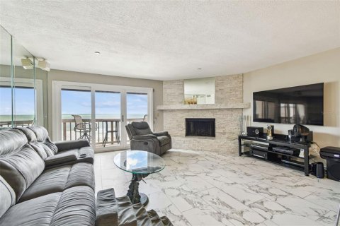 Condo in Indian Shores, Florida, 4 bedrooms  № 1740354 - photo 14