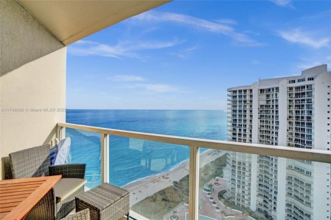 Copropriété à louer à Sunny Isles Beach, Floride: 2 chambres, 117.61 m2 № 1726944 - photo 27