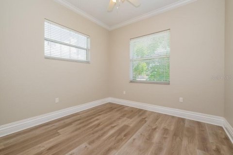 Villa ou maison à louer à Palmetto, Floride: 4 chambres, 193.14 m2 № 1852458 - photo 12