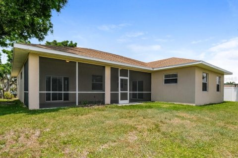 Villa ou maison à louer à Palmetto, Floride: 4 chambres, 193.14 m2 № 1852458 - photo 16