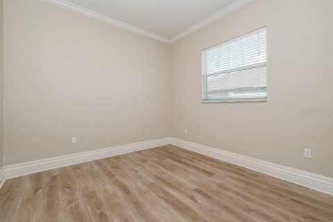 Villa ou maison à louer à Palmetto, Floride: 4 chambres, 193.14 m2 № 1852458 - photo 13