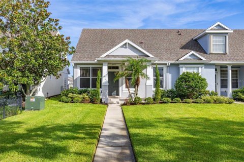 Touwnhouse à vendre à Orlando, Floride: 3 chambres, 127.83 m2 № 2294850 - photo 2
