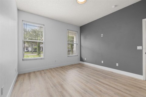 Touwnhouse à vendre à Orlando, Floride: 3 chambres, 127.83 m2 № 2294850 - photo 25