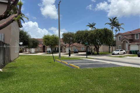Touwnhouse à vendre à Homestead, Floride: 3 chambres, 114.73 m2 № 1888906 - photo 19