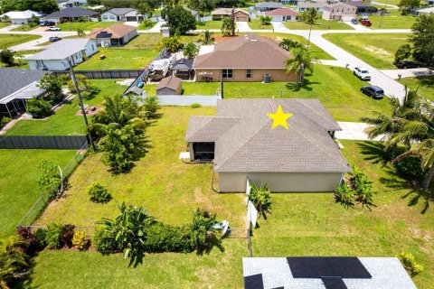 Casa en venta en Cape Coral, Florida, 3 dormitorios, 132.11 m2 № 1915458 - foto 24