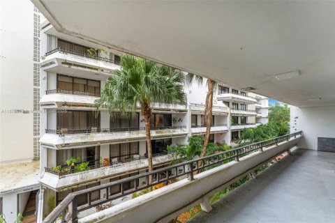 Condominio en alquiler en Miami, Florida, 2 dormitorios, 120.4 m2 № 1921290 - foto 20