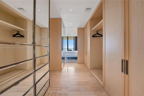 Copropriété à louer à Bal Harbour, Floride: 2 chambres, 117.15 m2 № 1963342 - photo 11