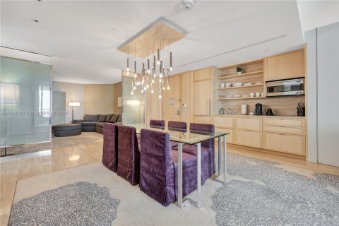 Copropriété à louer à Bal Harbour, Floride: 2 chambres, 117.15 m2 № 1963342 - photo 16