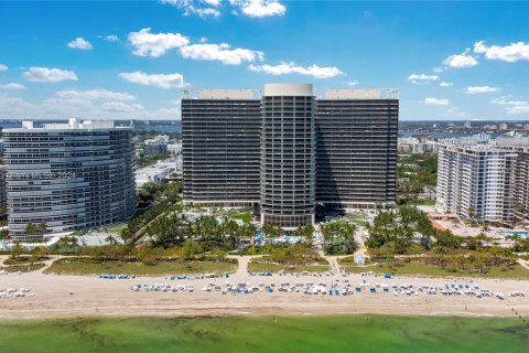Copropriété à louer à Bal Harbour, Floride: 2 chambres, 117.15 m2 № 1963342 - photo 28