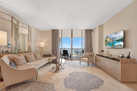 Copropriété à louer à Bal Harbour, Floride: 2 chambres, 117.15 m2 № 1963342 - photo 5