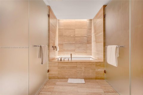 Copropriété à louer à Bal Harbour, Floride: 2 chambres, 117.15 m2 № 1963342 - photo 13