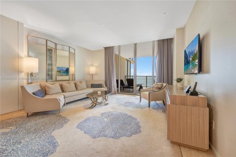 Copropriété à louer à Bal Harbour, Floride: 2 chambres, 117.15 m2 № 1963342 - photo 14