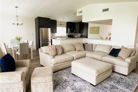 Casa en venta en Orlando, Florida, 3 dormitorios, 175.59 m2 № 2157544 - foto 13