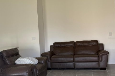 Casa en alquiler en Haines City, Florida, 4 dormitorios, 169.08 m2 № 1870181 - foto 13