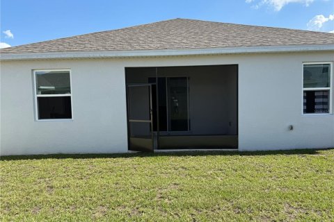 Casa en alquiler en Haines City, Florida, 4 dormitorios, 169.08 m2 № 1870181 - foto 14