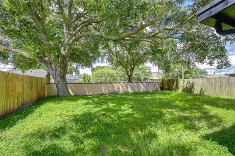 Villa ou maison à vendre à Tampa, Floride: 3 chambres, 141.58 m2 № 2344930 - photo 20