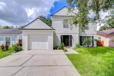 Villa ou maison à Tampa, Floride 3 chambres, 141.58 m2 № 2344930