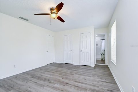 Villa ou maison à vendre à Tampa, Floride: 3 chambres, 141.58 m2 № 2344930 - photo 13