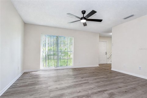 Villa ou maison à vendre à Tampa, Floride: 3 chambres, 141.58 m2 № 2344930 - photo 6
