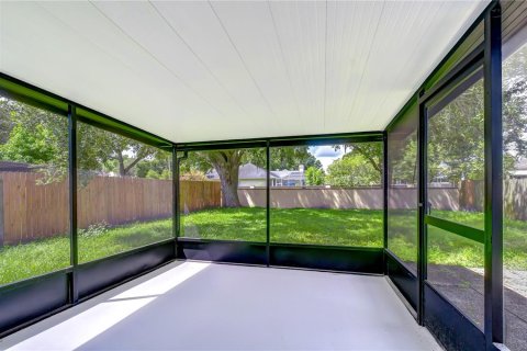 Villa ou maison à vendre à Tampa, Floride: 3 chambres, 141.58 m2 № 2344930 - photo 19