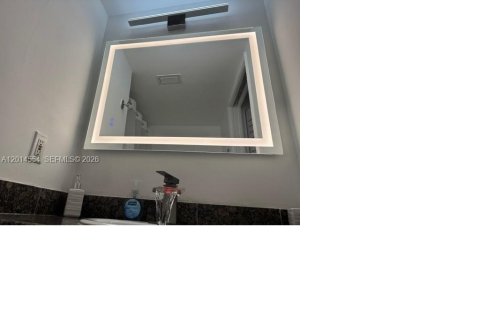 Condominio en venta en Aventura, Florida, 2 dormitorios, 109.62 m2 № 2076523 - foto 23