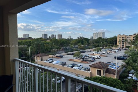 Condominio en venta en Aventura, Florida, 2 dormitorios, 109.62 m2 № 2076523 - foto 27