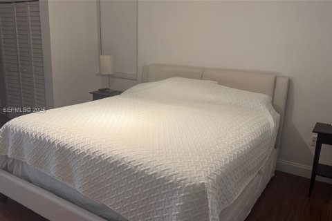 Condominio en venta en Aventura, Florida, 2 dormitorios, 109.62 m2 № 2076523 - foto 13