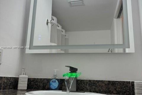 Condominio en venta en Aventura, Florida, 2 dormitorios, 109.62 m2 № 2076523 - foto 22