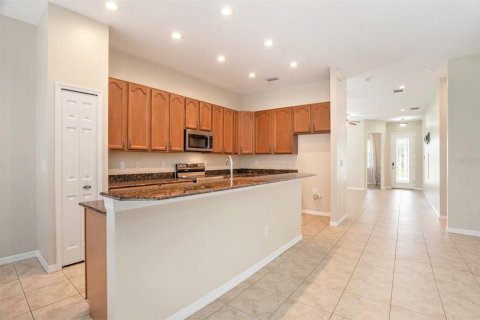 House in Wesley Chapel, Florida 2 bedrooms, 163.51 sq.m. № 1772914 - photo 13