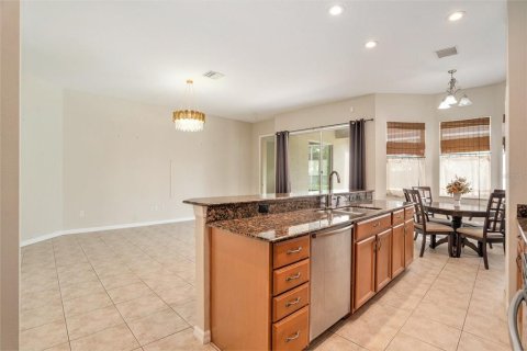 House in Wesley Chapel, Florida 2 bedrooms, 163.51 sq.m. № 1772914 - photo 15