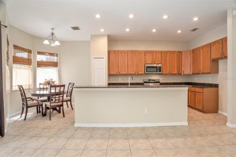 House in Wesley Chapel, Florida 2 bedrooms, 163.51 sq.m. № 1772914 - photo 12