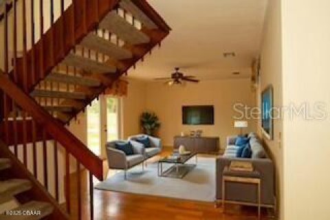 House in Ormond Beach, Florida 4 bedrooms, 189.15 sq.m. № 1832160 - photo 5