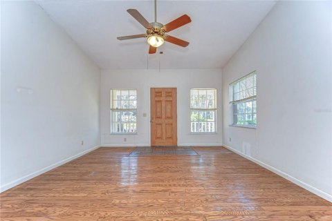 Casa en venta en Dade City, Florida, 3 dormitorios, 215.16 m2 № 1527879 - foto 5