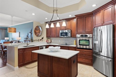 Condo in Redington Shores, Florida, 3 bedrooms  № 2230059 - photo 17