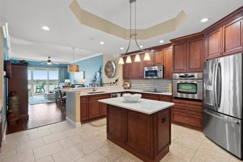 Condo in Redington Shores, Florida, 3 bedrooms  № 2230059 - photo 18