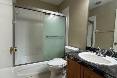 Adosado en alquiler en Brandon, Florida, 3 dormitorios, 126.72 m2 № 1831306 - foto 19