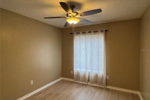 Adosado en alquiler en Brandon, Florida, 3 dormitorios, 126.72 m2 № 1831306 - foto 12