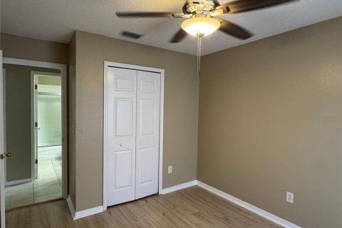 Adosado en alquiler en Brandon, Florida, 3 dormitorios, 126.72 m2 № 1831306 - foto 13