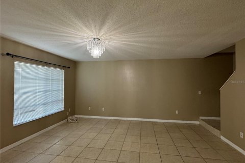 Adosado en alquiler en Brandon, Florida, 3 dormitorios, 126.72 m2 № 1831306 - foto 5