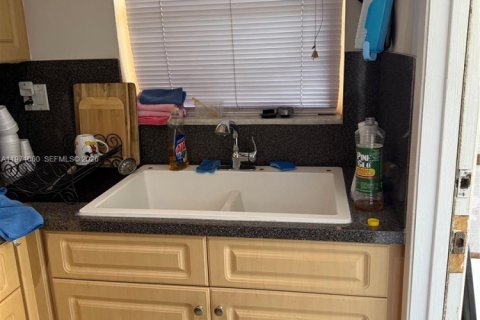 Copropriété à vendre à Hollywood, Floride: 1 chambre, 55.46 m2 № 2032554 - photo 16