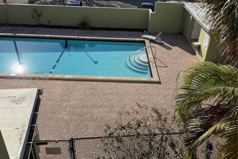 Copropriété à vendre à Hollywood, Floride: 1 chambre, 55.46 m2 № 2032554 - photo 7