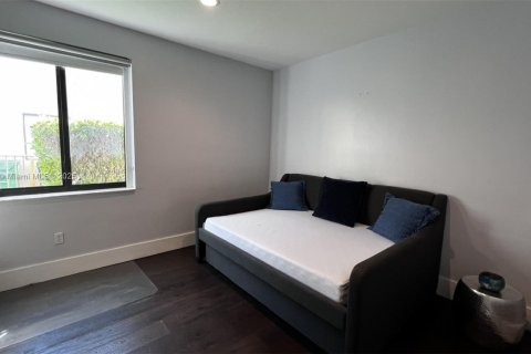 Снять в аренду виллу или дом в Катлер-Бей, Флорида 5 спален, 366.5м2, № 1942413 - фото 19