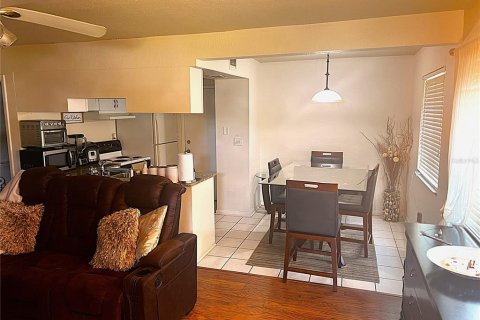 Copropriété à vendre à Orlando, Floride: 2 chambres, 84.45 m2 № 1586488 - photo 8